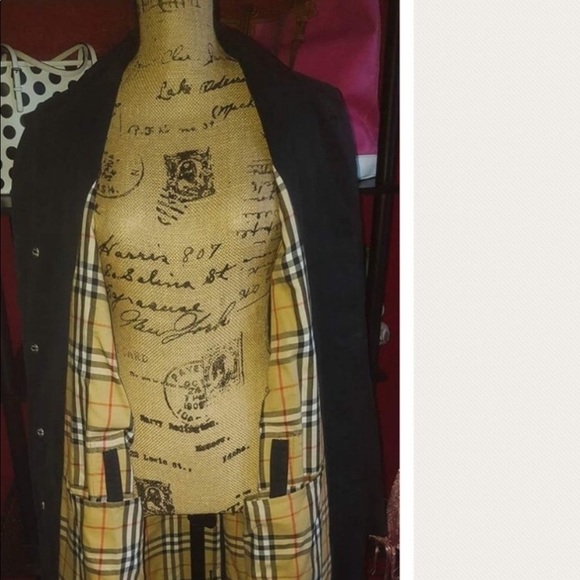 🔥VINTAGE BURBERRY TRENCH COAT❗️ - Picture 3 of 8